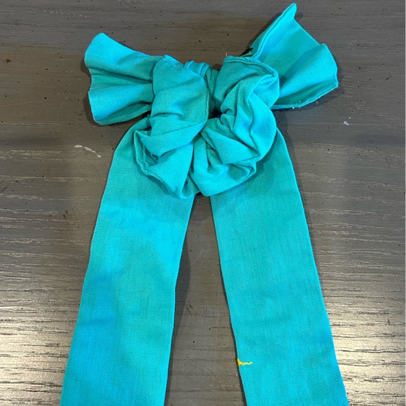 NWOT Sunflower Turquoise Bow Scrunchie - Picture 4 of 4